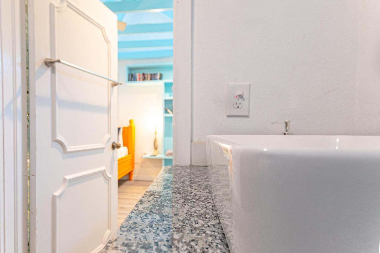 Studio Candy At Viking Hill - Love Beach Nassau Kültér fotó